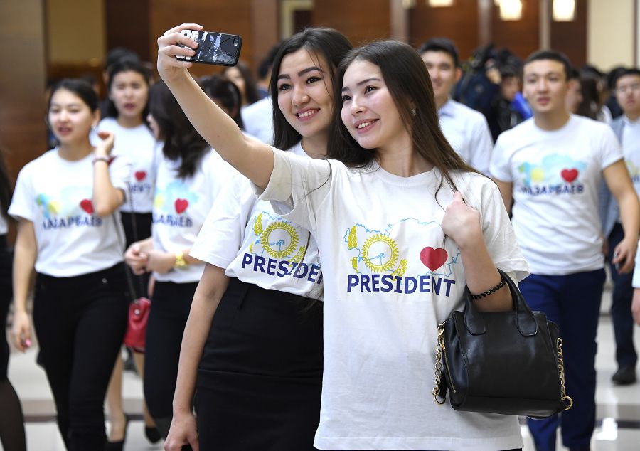 «جاس كەلسە – ىسكە» (بۇل – ماڭىزى ەشقاشان كەمىمەيتىن ناقىل)