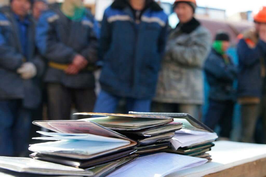 شقو-دا 9 شەتەلدىك ازامات ەلدەن شىعارىلدى