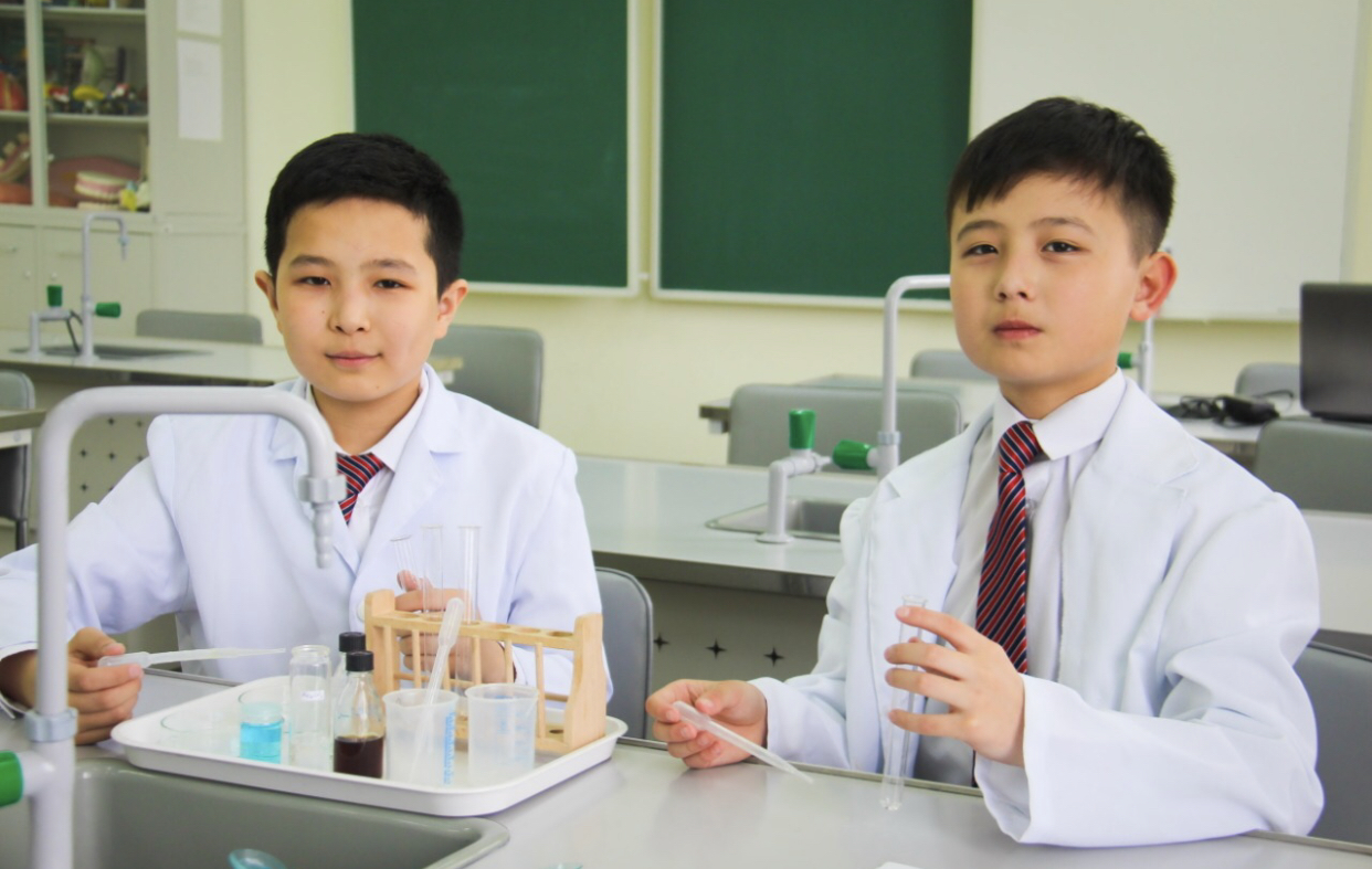 5 مىڭ اۋىل وقۋشىسى ەلىمىزدىڭ جەتەكشى مەكتەپتەرىندە ءبىلىم الۋ قۇقىعىنا تالاسادى