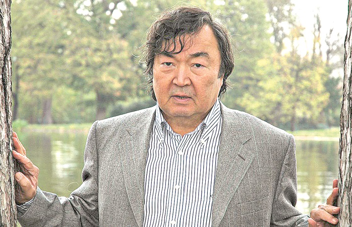 پوەزيا مەن فيلوسوفيا. ولجاس سۇلەيمەنوۆ شىعارماشىلىعىنىڭ فيلوسوفيالىق كونتەكسى