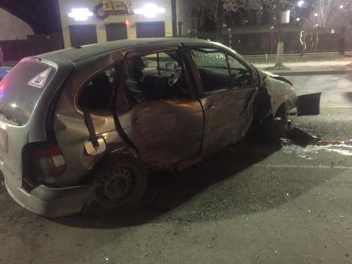 پەتروپاۆلدا رولگە يە بولا الماعان جۇرگىزۋشى اعاشقا سوعىلدى