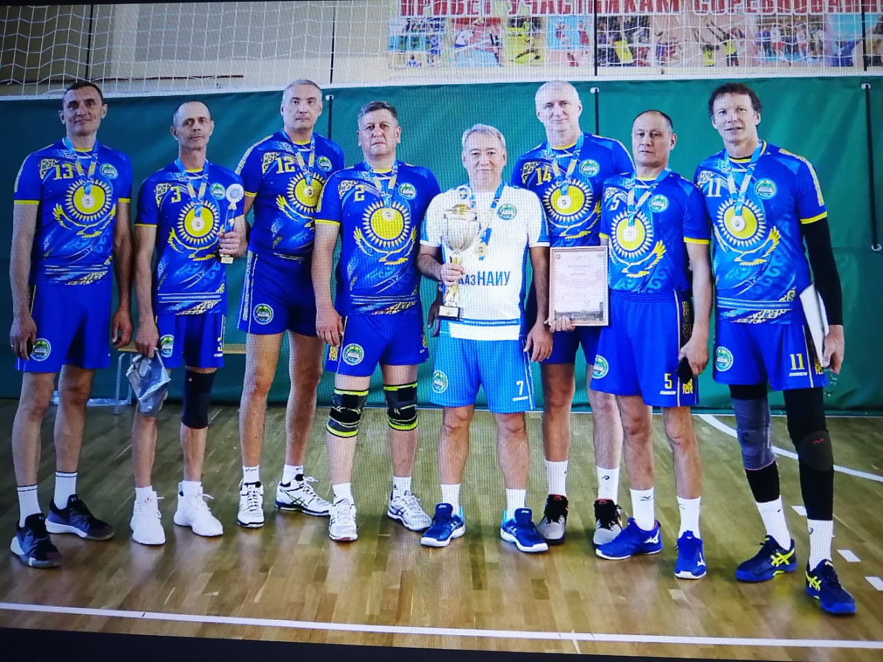 ارداگەر ۆولەيبولشىلار التىن تۇعىرعا كوتەرىلدى