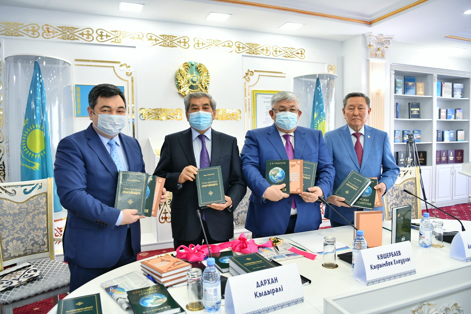 تىڭ ەڭبەكتەر –  تۇركى الەمىنە تارتۋ