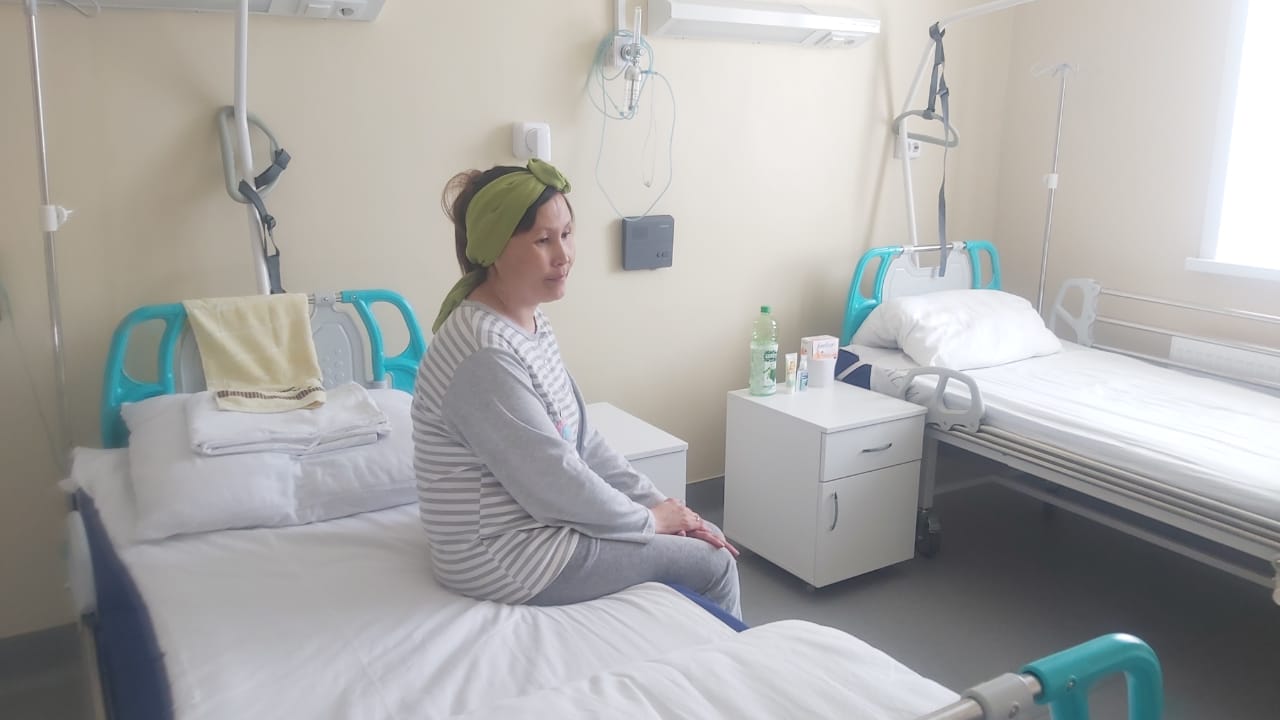 اتىراۋلىق كەلىنشەك التىنشى پەرزەنتىن ينفەكتسيالىق ستاتسيوناردا بوساندى