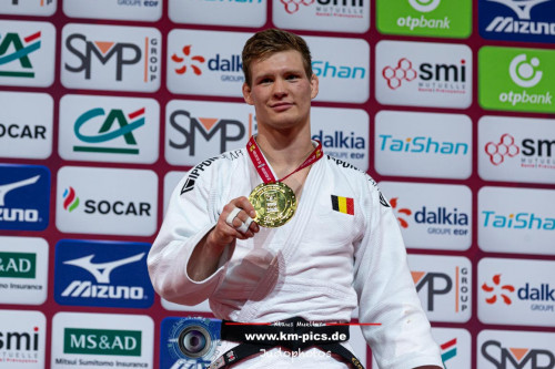 دزيۋدو: ءتورتىنشى جارىس كۇنىنىڭ جەڭىمپازدارى مەن جۇلدەگەرلەرى انىقتالدى