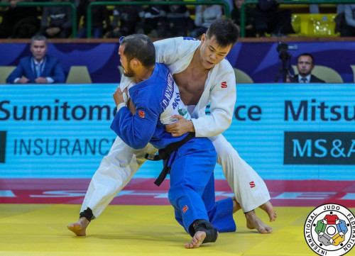 ديدار حامزا ەكىنشى كەزەڭدە ۇتىلدى