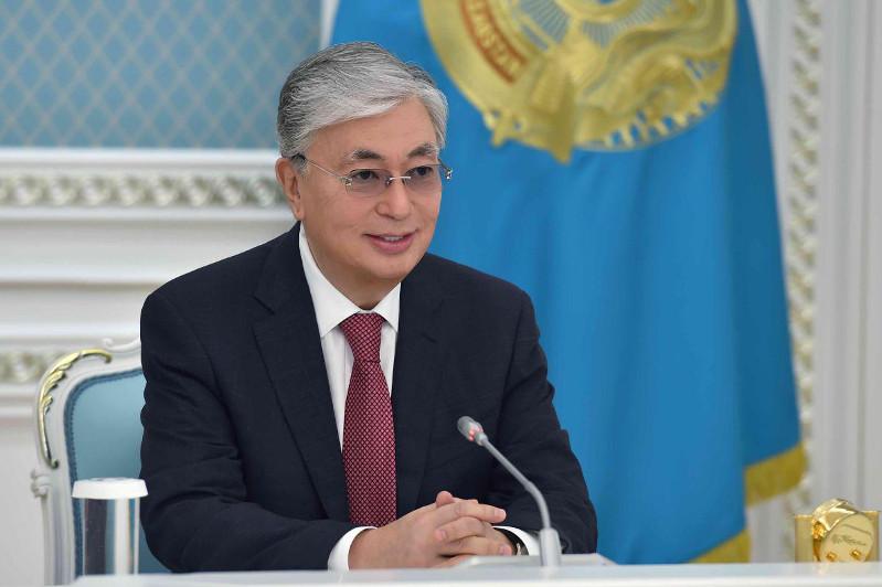 پرەزيدەنت كومىرسۋتەك ەنەرگەتيكاسىن دامىتۋدى تاپسىردى