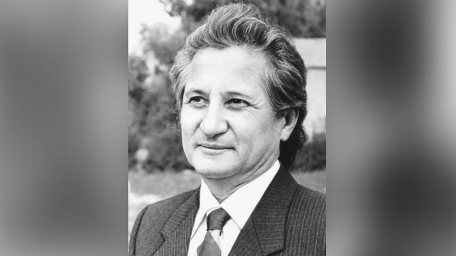 قايران,  التىن ارالىق...