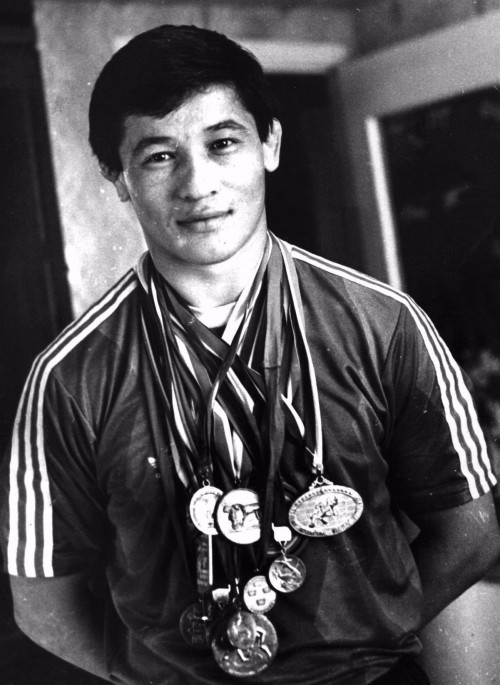 دنەپر جاعالاۋىنداعى جارىس