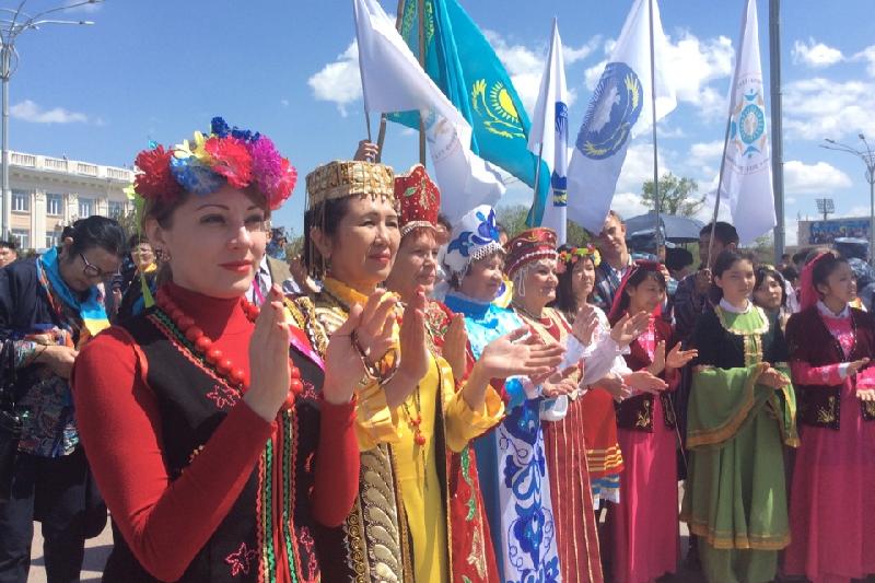 «ەرىكسىز كەلىپ, ەركىن وستىك»