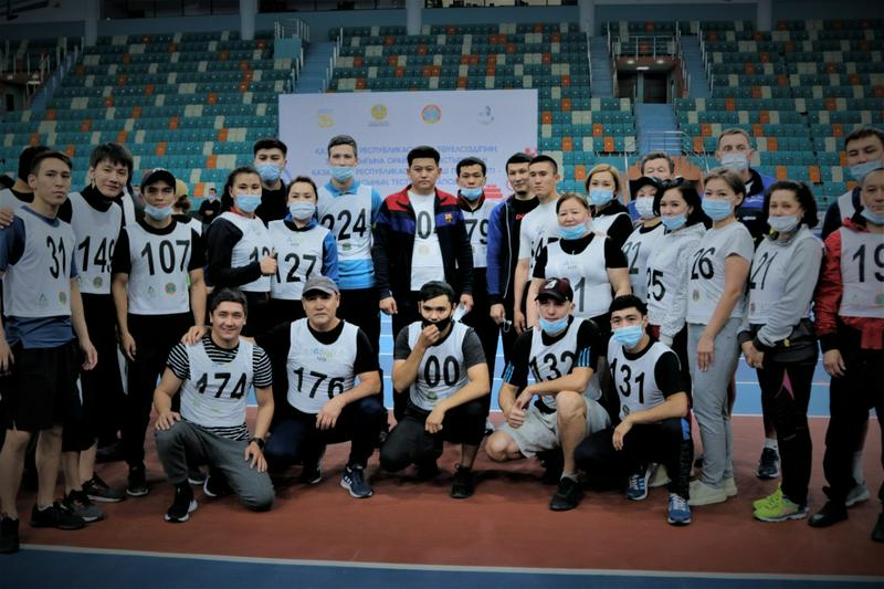 نۇر-سۇلتانداعى سپورت ۇيىمدارىنىڭ قىزمەتكەرلەرى ەلباسى تەستىلەرىن تاپسىرادى