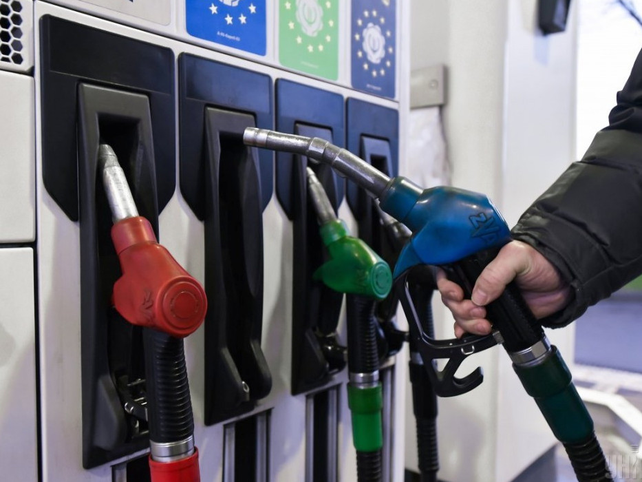 وڭتۇستىكتە بەنزين نەگە تاپشى؟