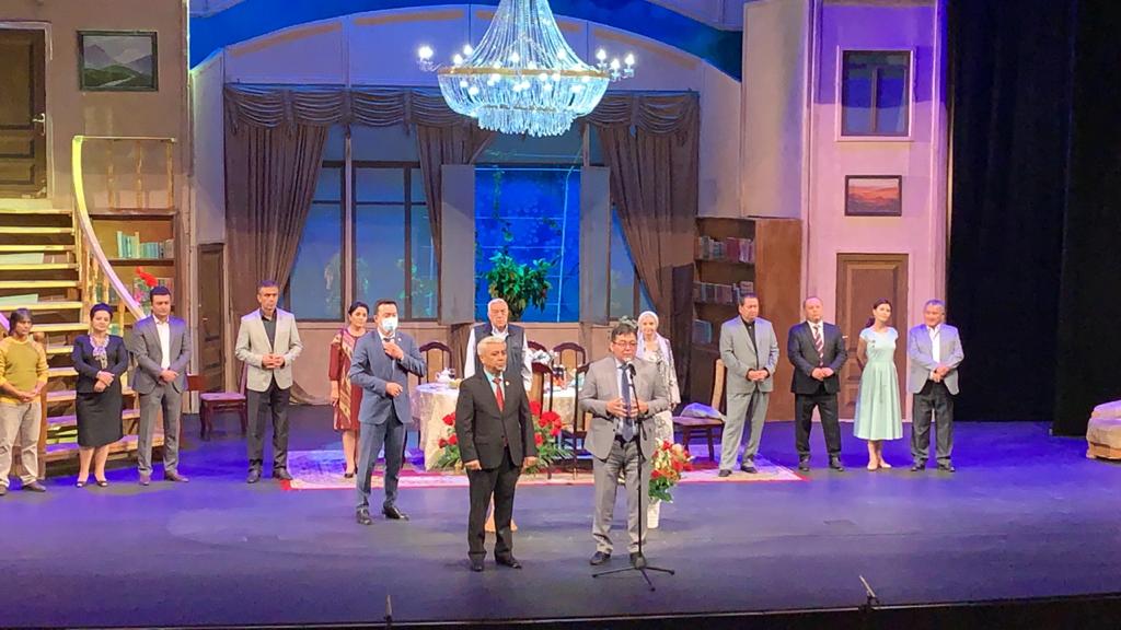 قازاقستان – وزبەكستان ەلدەرى اراسىنداعى ونەر تەاترلارىنىڭ شىعارماشىلىق كەزدەسۋى ءوتتى