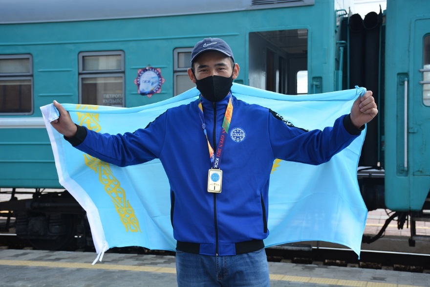 قازاقستاندىق پوليتسەي وزبەكستاننان جەڭىسپەن ورالدى