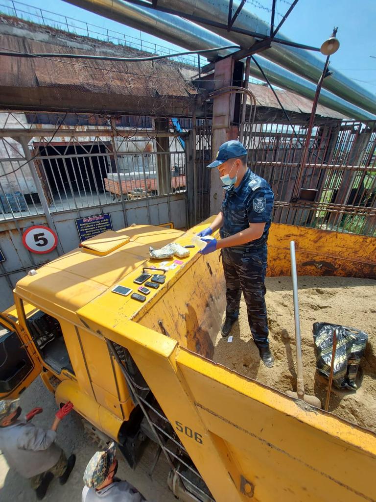 تۇرمەگە تەلەفون كىرگىزبەك بولعان