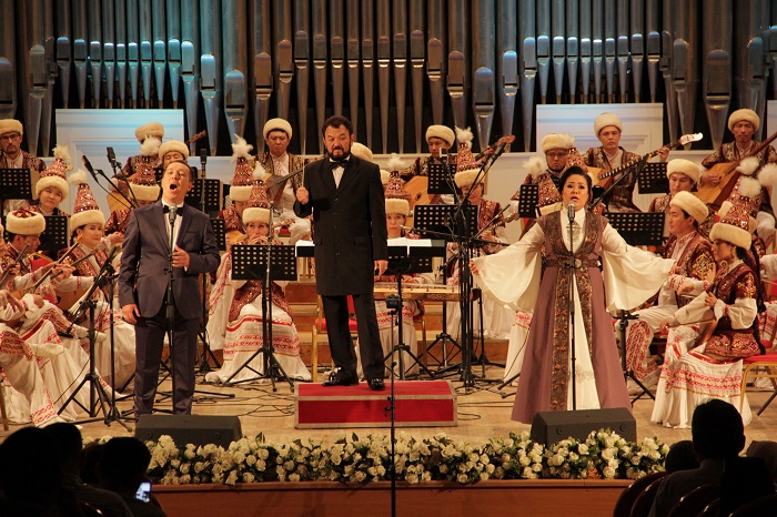 تاۋەلسىزدىگىمىزدى تۇمار ەتكەن ونەر شەرۋى