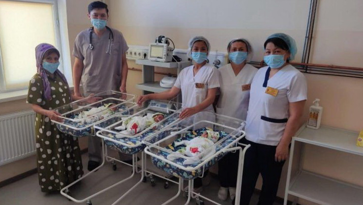 التى بالانىڭ اناسى ۇشەم اكەلدى