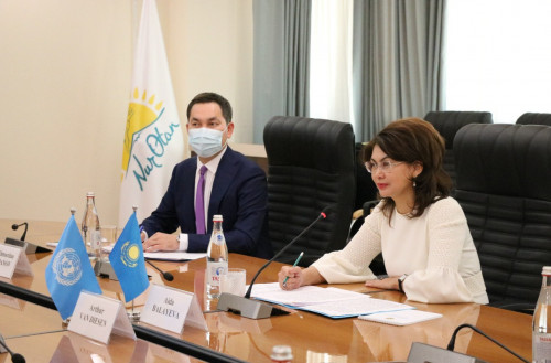 ىنتىماقتاستىق جالعاسادى