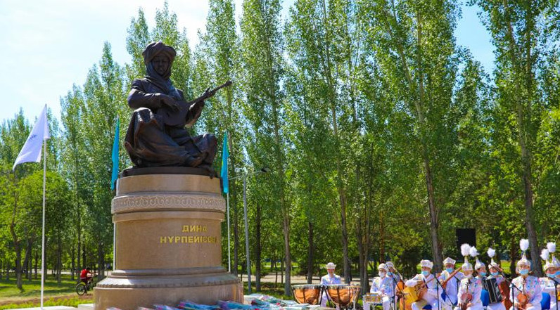 رەسەيدە كۇيشى دينا نۇرپەيىسوۆانىڭ 160 جىلدىعى اتالىپ وتىلەدى