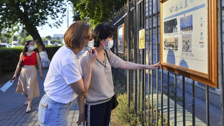 ەلوردادا فوتوقۇجاتتىق كورمە وتۋدە