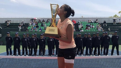 زارينا دياس: جۇلدە الۋ ءۇشىن بارىمدى سالامىن