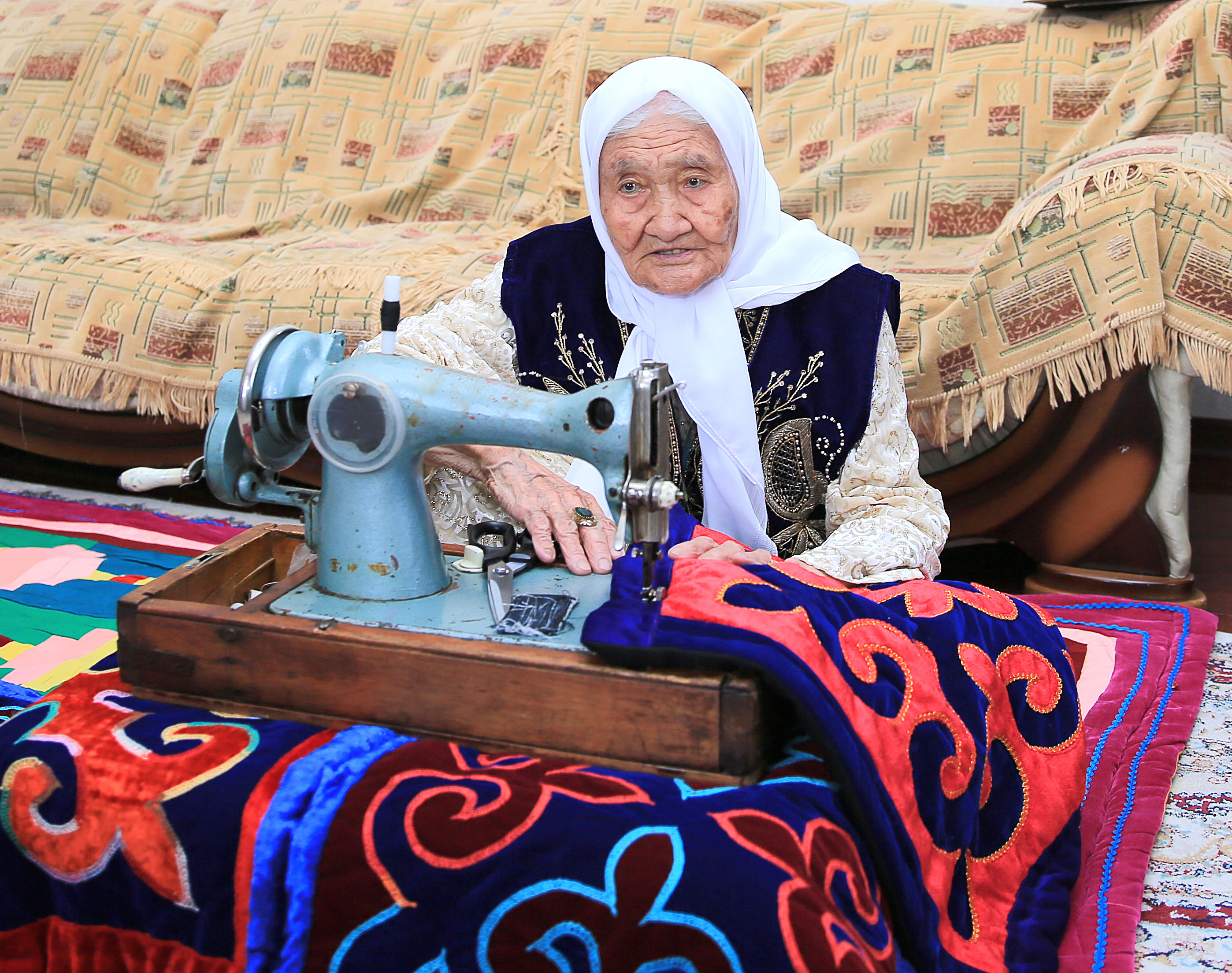 ەڭبەك مايدانىنىڭ ارداگەرى