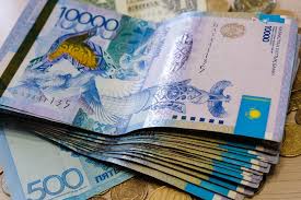 ماڭعىستاۋدا بانك قىزمەتكەرى كليەنتتەردىڭ 90 ملن تەڭگەسىن جىمقىرعان