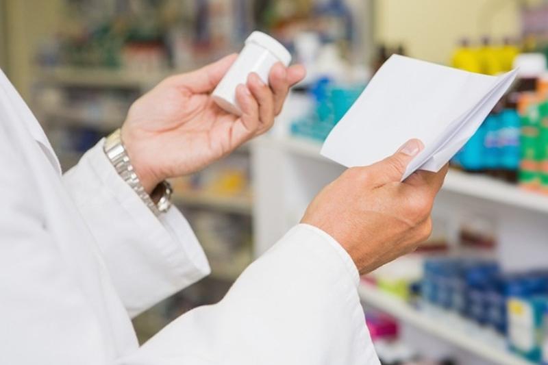 وسكەمەندە فارماتسەۆت ۇستالدى