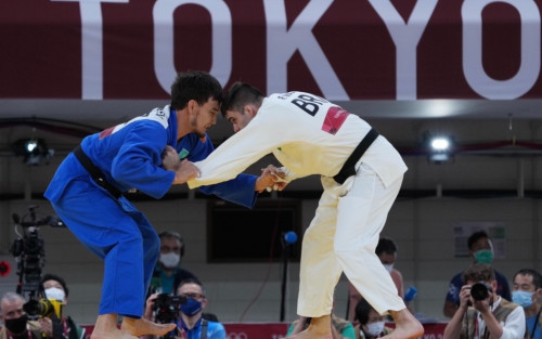 بىلىكتى باپكەر جەڭىسكە جەتەلەيدى