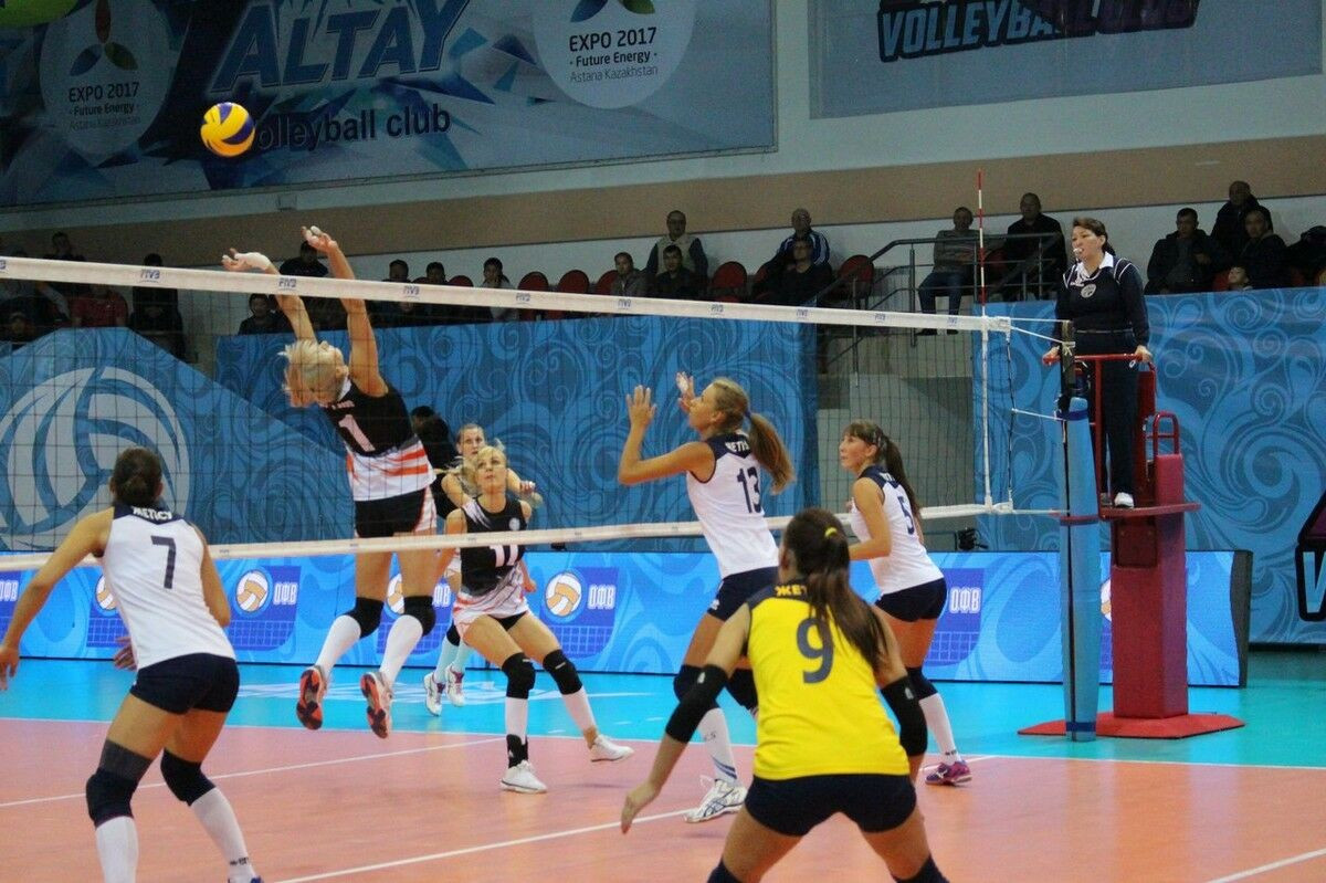 قازاقستاندىق ۆولەيبولشىلار ورتا ازيا چەمپيونى اتاندى