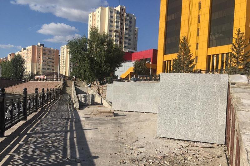 ەلوردادا «ۇستازدار الاڭى» ساياباعى سالىنىپ جاتىر