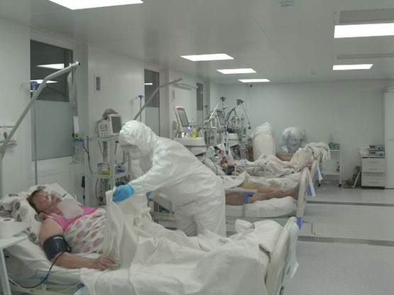 كوروناۆيرۋستان ەمدەلىپ جاتقان 378 ناۋقاستىڭ جاعدايى وتە اۋىر