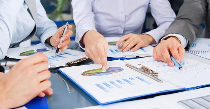 بيزنەستىڭ نەگىزىن مەكتەپتە مەڭگەرەدى