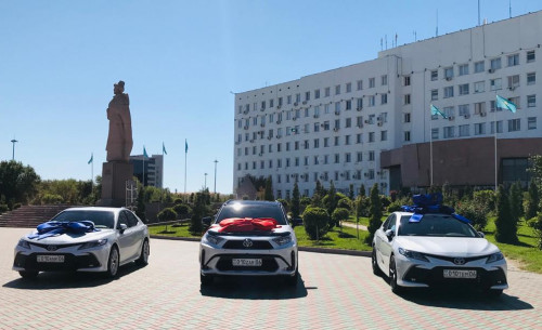 كۇمىس جۇلدەگەرلەرگە – پاتەر مەن كولىك