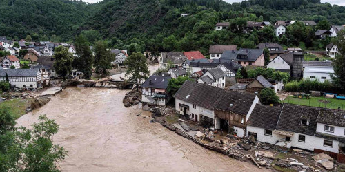 ساياسي بوگەت بۇزىلعان كەزدە