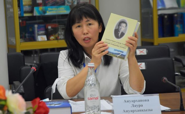 قازاقستان – انتيادرولىق قوزعالىستىڭ كوشباسشىسى