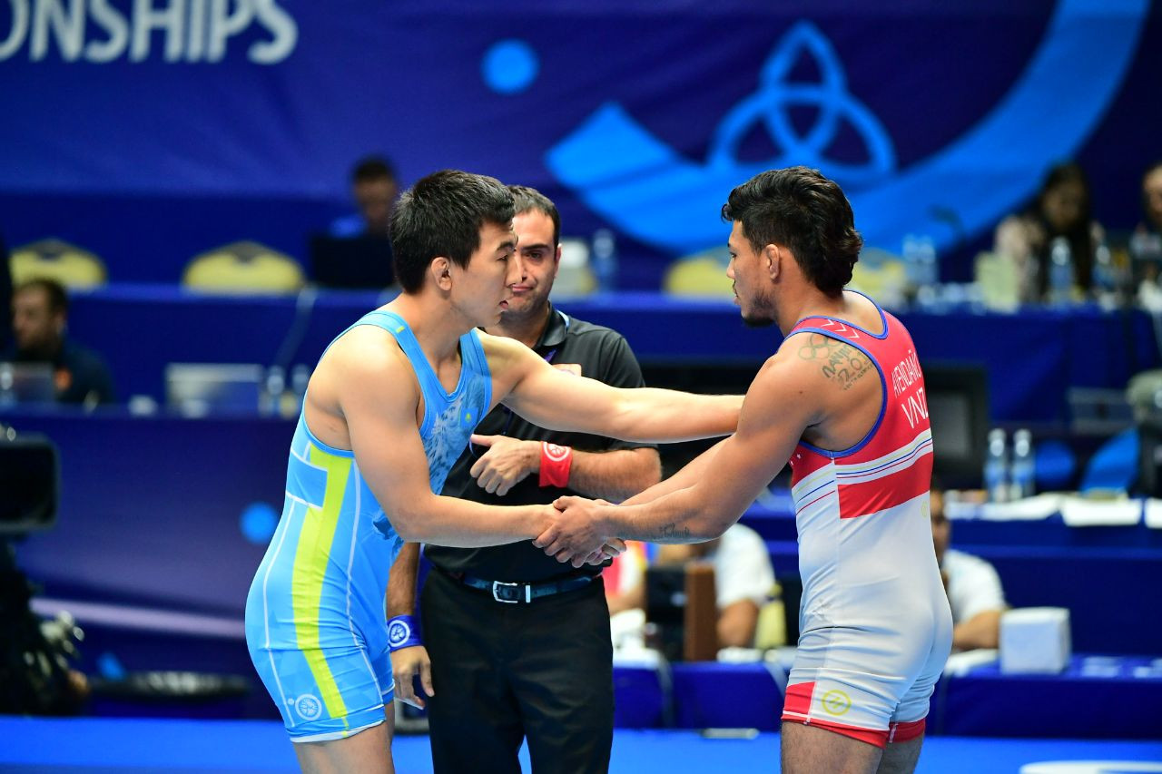 كۇرەستەن الەم چەمپيوناتىنا كىمدەر قاتىسادى؟