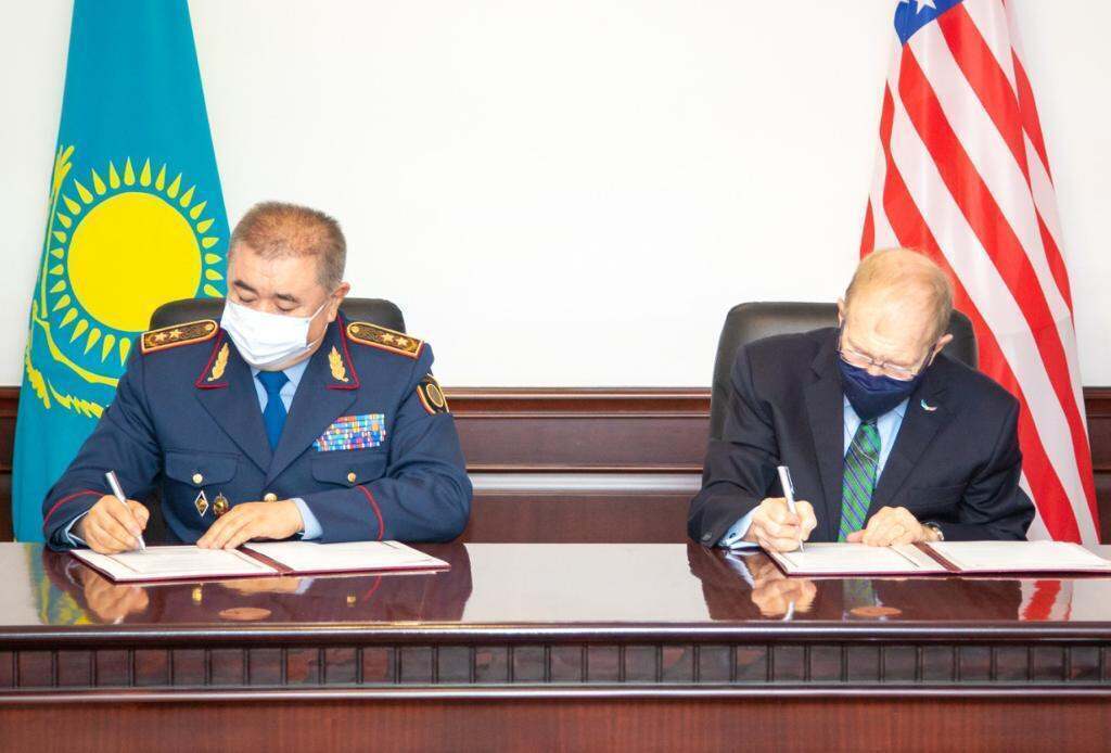 ەرلان تۇرعىمباەۆ اقش-تىڭ قازاقستان رەسپۋبليكاسىنداعى وكىلەتتى ەلشىسىمەن كەزدەستى