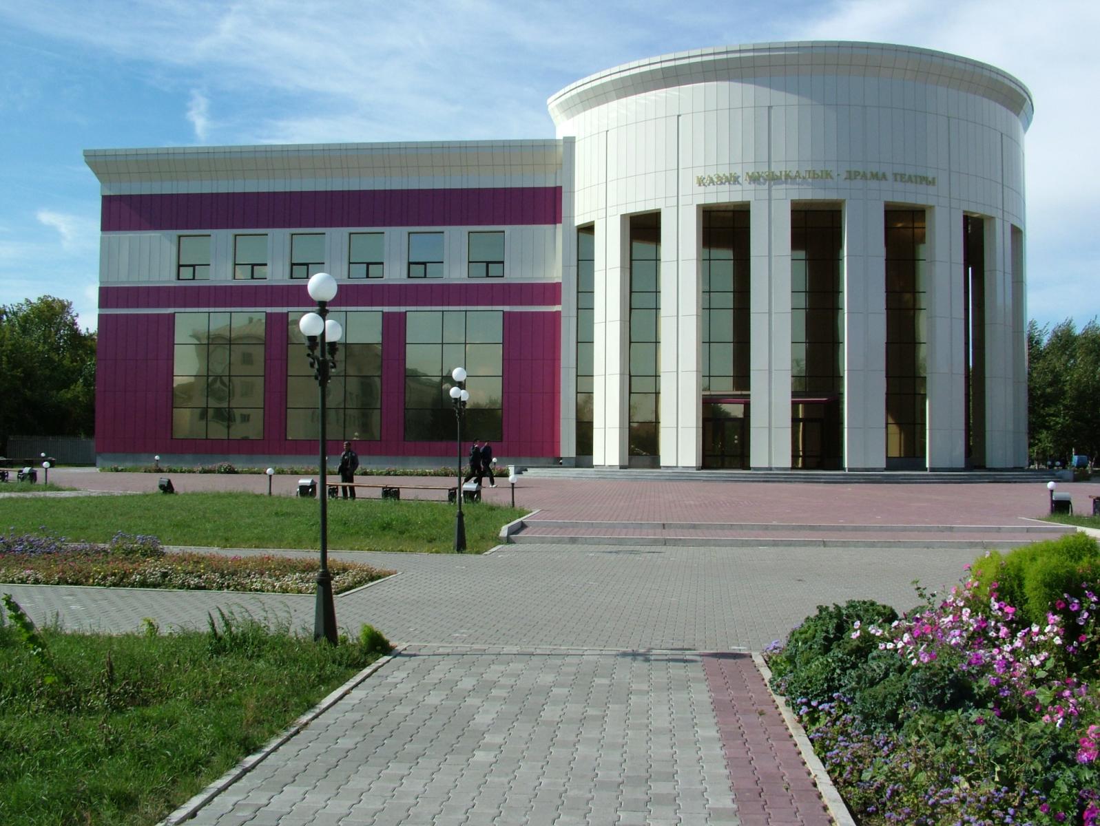 قازاقستان مەن تاياۋ شەتەل تەاترلارى كوكشەتاۋدا باس قوسادى