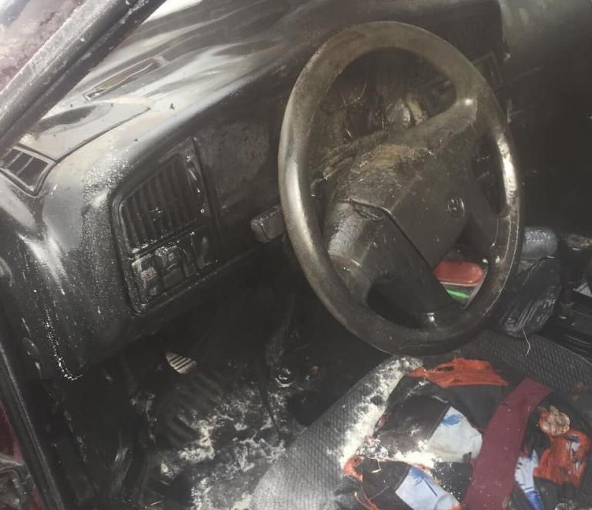 پاۆلودار وبلىسىندا ەكى كولىك جانىپ كەتتى