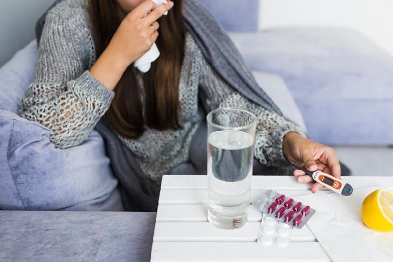 اتىراۋ وبلىسىندا كوروناۆيرۋستان 710 ادام ۇيىندە ەمدەلىپ جاتىر