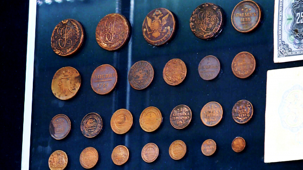 قاراعاندى وبلىسىنان پاتشايىم ەكاتەرينا ەكىنشىنىڭ تۇسىنداعى تيىن تابىلدى