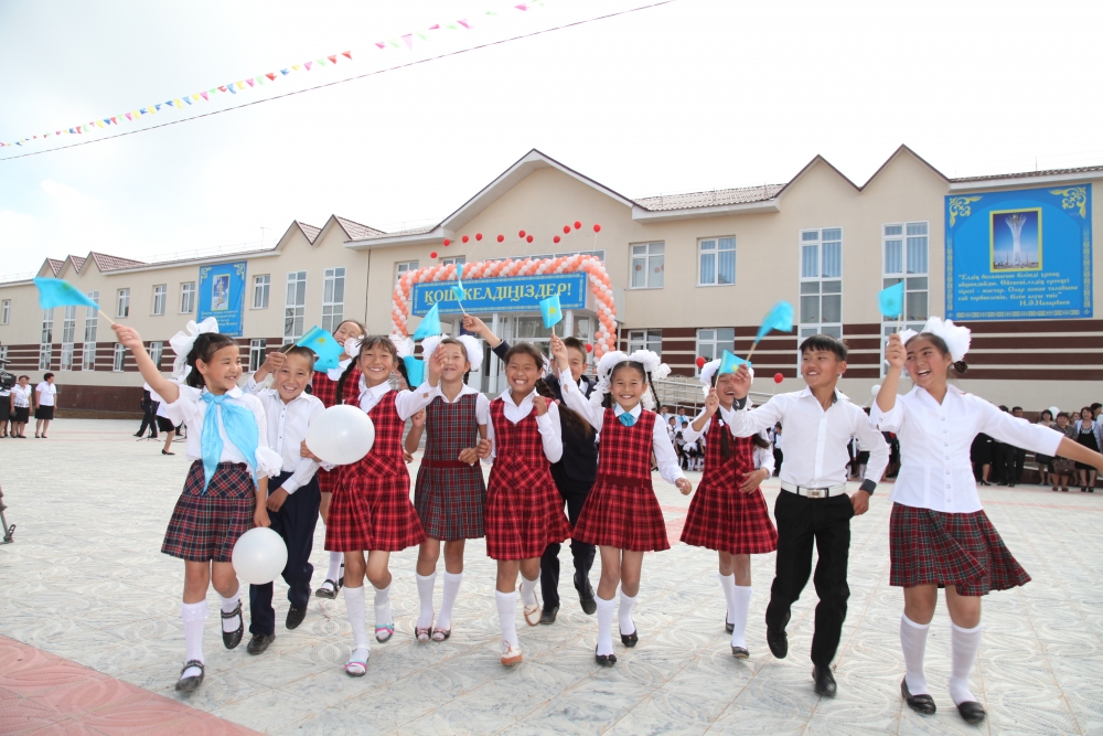 ۇزدىك اۋىل مەكتەپتەرى ماراپاتتالدى