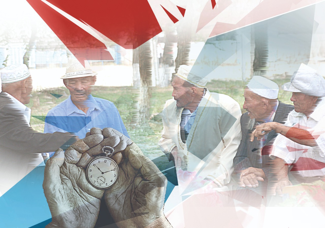 قاريالار كوبەيىپ كەلە جاتىر