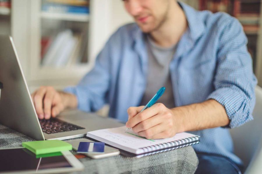 ەاەو ازاماتتارى ەلىمىزدە قاشىقتان جۇمىس ىستەيدى