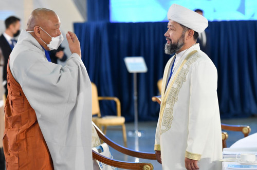 جاھاندىق وركەنيەتتەر مەن دىندەردىڭ تەڭ ديالوگى