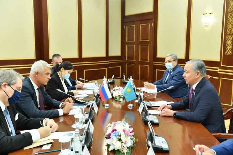 نۇرلان نىعماتۋلين سلوۆاكيانىڭ ەۋروپالىق ىستەر ءمينيسترى يۆان كورچوكپەن كەزدەستى