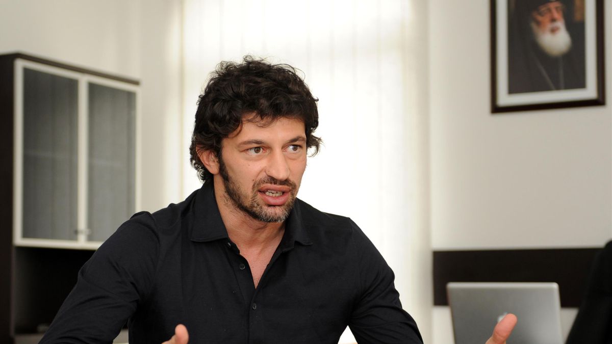 ەكس فۋتبولشى سايلاۋدا جەڭىسكە جەتتى