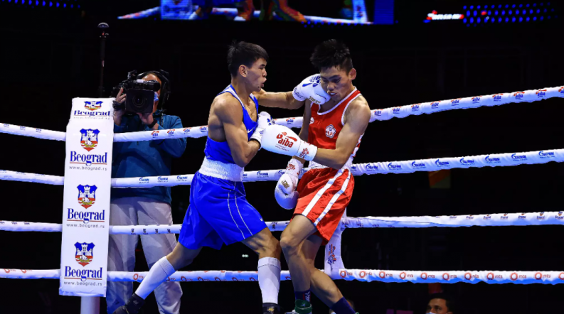 سەربيادا ءساتتى ونەر كورسەتۋدە