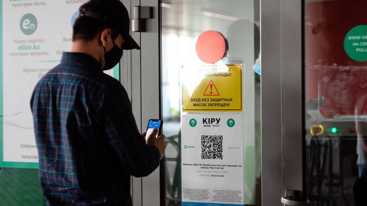 قازاقستاندا حقو-لار تاعى دا ىستەمەي تۇر